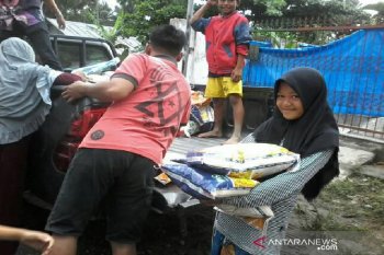 Pengungsi korban banjir  Sigi butuh bantuan selimut dan alat dapur