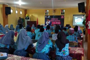 Honda Cari_Aman Demi Kecerdasan Bangsa di SMAN 4 Palu