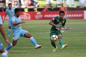 Persebaya luncurkan tim lewat doa dan uji coba lawan Persela di GBT