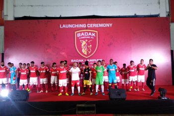 Badak Lampung kenalkan  jersey untuk Liga 1