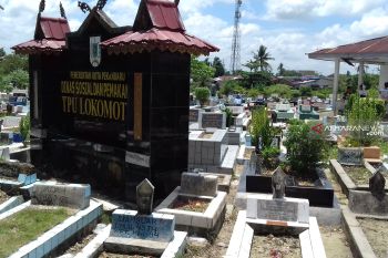Video - Pemakaman Lokomotif ramai dikunjungi jelang Ramadhan