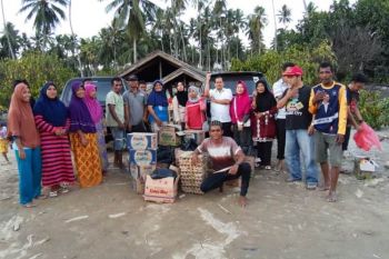 Staf Humprov Sulteng peduli korban bencana Sigi