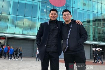 Promotor Tinju Raja Sapta terima penghargaan  WBC Asia