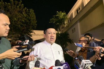 Usul Fahri Hamzah ibu kota pindah ke daerah ini