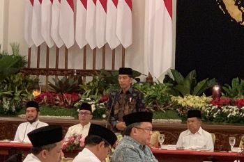 Jokowi undang pimpinan lembaga negara buka puasa bersama di Istana