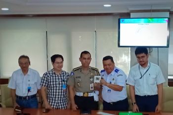 Truk angkutan ekspor-impor kena pembatasan saat arus mudik