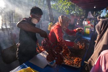 (FOTO) Ragam Pasar Ramadhan di Pekanbaru