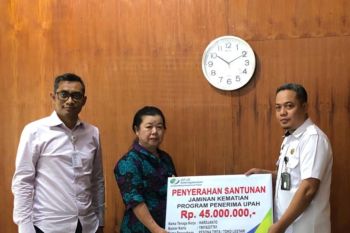 Pemkab Selayar serahkan santunan JKM BPJS bagi karyawan perusahaan