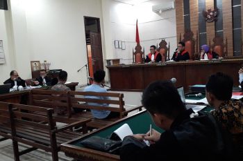 Jaksa konfrontir dua saksi soal uang masuk ke petinggi polisi