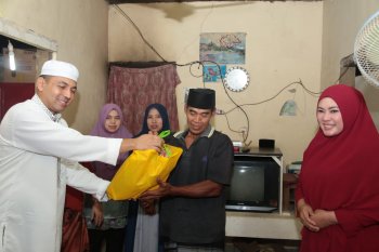 Bupati Pandeglang buka puasa bersama di rumah warga miskin