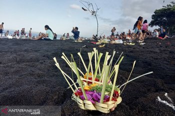 Ketut Gubah: "Banyu Pinaruh" untuk pembersihan diri