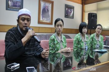 Masih koma, polisi korban pengeroyokan batal dibawa ke RS Singapura