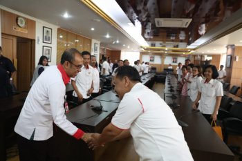 Puluhan Karyawan KONI ngadu ke Kemenpora karena keterlambatan gaji