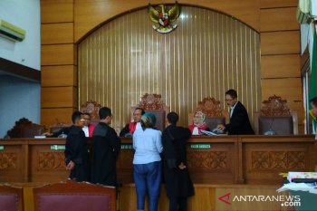 Ternyata Ratna Sarumpaet sudah empat kali jalani operasi plastik