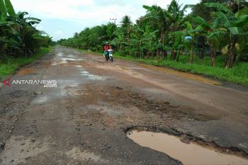 DPRD ingatkan pemudik waspadai jalan rusak di Kotim