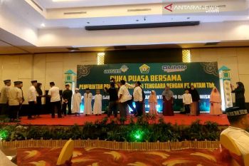 PT Antam santuni anak yatim dan kaum dhuafa