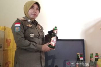 Nekat beroperasi, kafe karaoke di Kudus jadi objek pengawasan