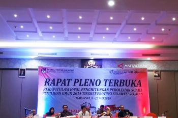 KPU Sulawesi Selatan target rampungkan rekapitulasi malam ini