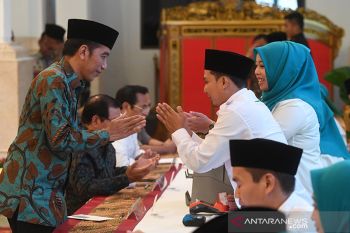 Presiden Jokowi anjurkan masyarakat salurkan zakat melalui Baznas