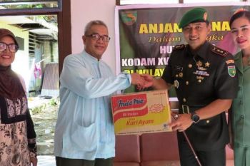 Dandim 1708 Biak Numfor berikan bahan pokok untuk panti asuhan dan pondok pesantren