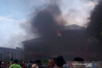 100 napi yang melarikan diri, 30 berhasil ditangkap