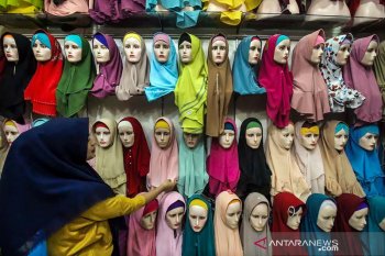 Permintaan jilbab di Lhokseumawe