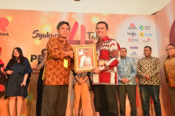 Devo Khaddafi raih penghargaan sebagai 50 Public Relations