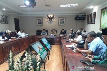 (FOTO) Pansus Ranperda Pembiayaan Transportasi Haji DPRD Bengkalis kunker ke sejumlah daerah