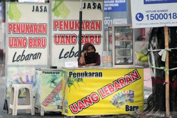 Fatwa haram jasa penukaran uang baru