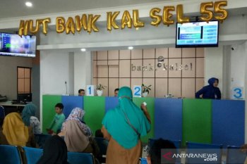 Penukaran uang di Bank Kalsel tidak batasi,  selama persediaan ada