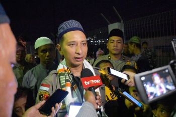 Warga Tanjung Sari Luwuk kembali berbaur bersama Polri