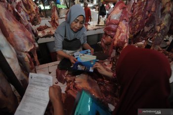 Yogyakarta tindak tegas pedagang daging tidak penuhi "her kuering"