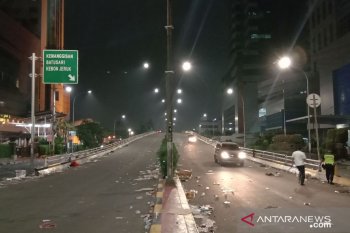 Polisi tetap berjaga di Kawasan Slipi meski kericuhan usai