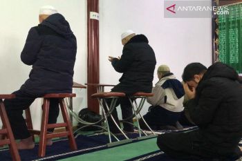 Pelajar Indonesia memelopori kursi penyandang cacat di masjid