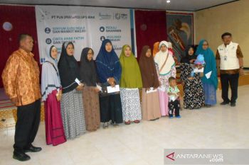 YBM PLN Biak Numfor salurkan santunan kepada anak yatim