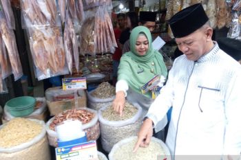 Pemkot Tanjungpinang minta pedagang cantumkan label harga