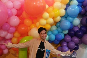 Penyanyi Vidi Aldiano bicara kenangan manis soal balon