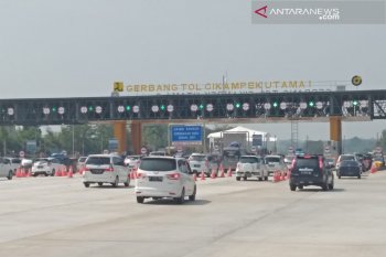 Volume kendaraan Tol Jakarta-Cikampek naik 144 persen