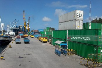 Hari ini puncak arus mudik di pelabuhan Sorong