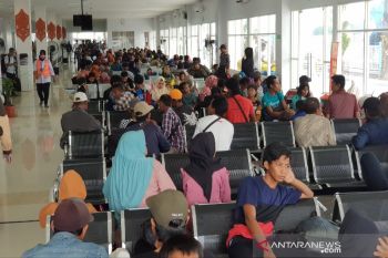 Belasan ribu pemudik sudah berangkat melalui Pelabuhan Panglima Utar