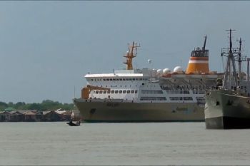 RIbuan pemudik asal Batam tiba di pelabuhan Belawan