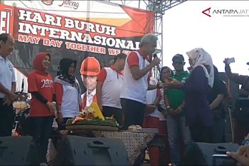 Video - Ganjar dorong buruh dijadikan raja sehari saat May Day