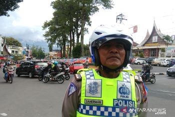 Polisi: gunakan jalur alternatif hindari kemacetan di Bukittinggi