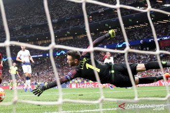 Hugo Lloris tegaskan bahwa filosofi Tottenham tidak dapat dibandingkan dengan Liverpool