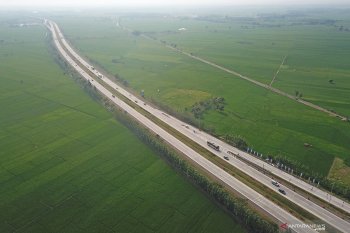 Arus mudik di Tol Cipali lancar