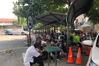Arus kedatangan penumpang di Terminal Giwangan Yogyakarta menurun