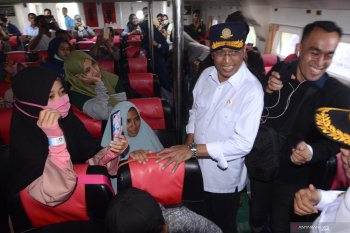 Menhub kunjungi Pelabuhan Kalianget