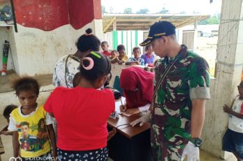 Satgas Yonif 725/WRG gelar bakti sosial penyuluhan kesehatan