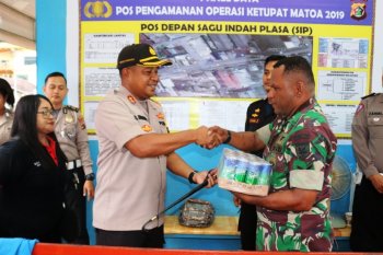 Kapolres Jayapura Kota tinjau pos pengamanan Operasi Ketupat Matoa