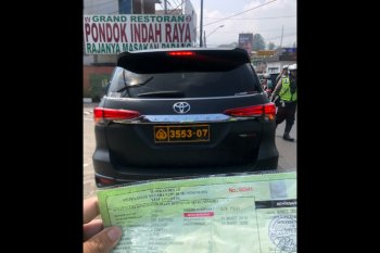 Polri: plat nomor dinas dan STNK Fortuner ditilang asli